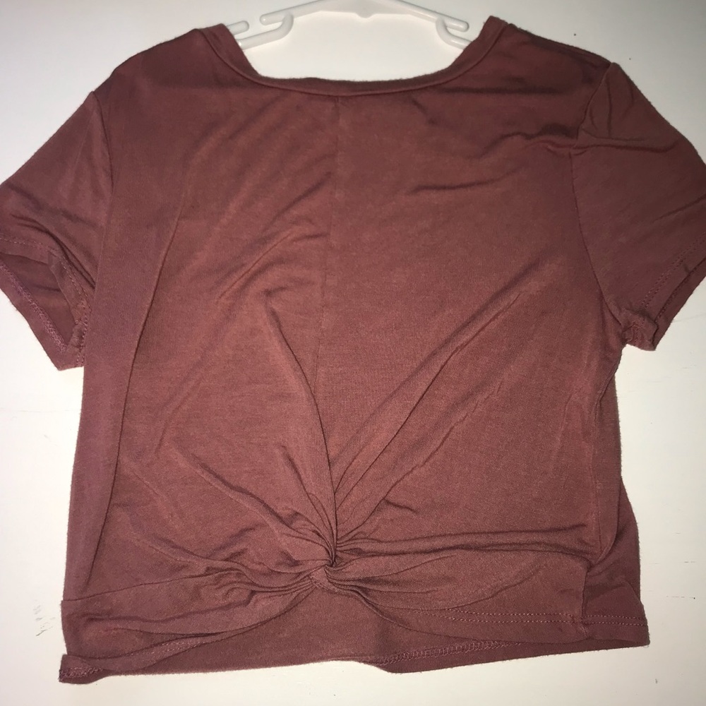Cropped pink tee